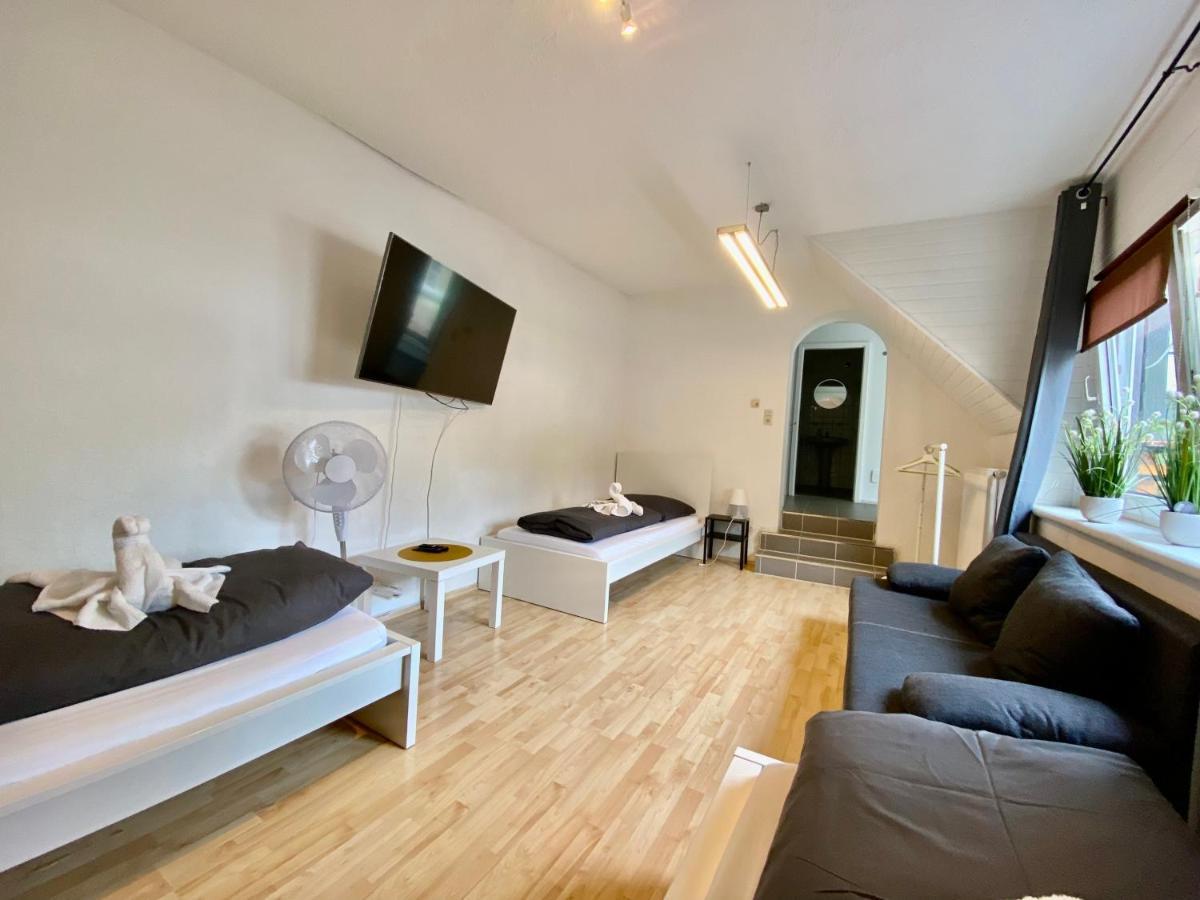 3-Zimmer Haus 85Qm Mit Balkon Bis Zu 8 Personen Віннінгґен Екстер'єр фото
